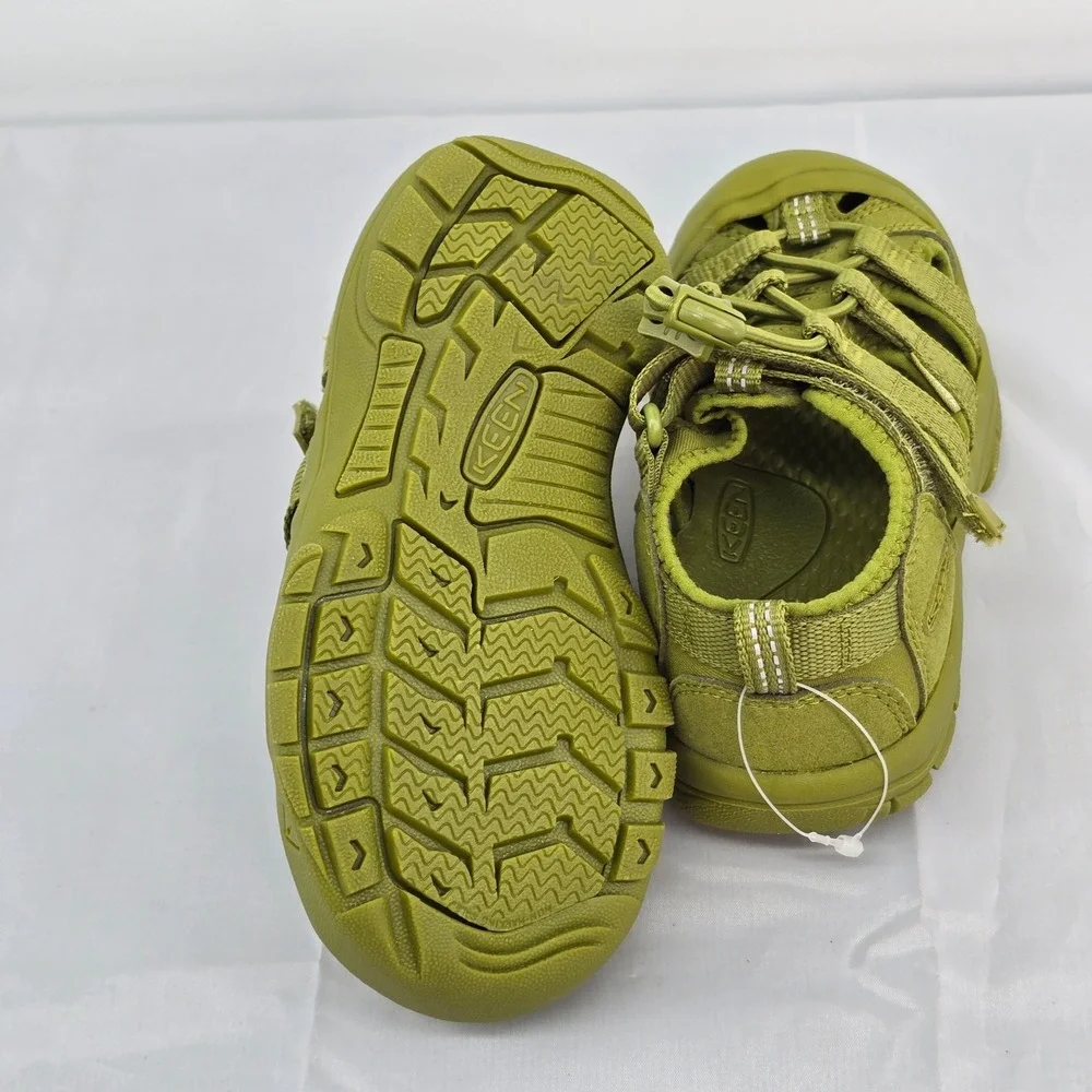 Keen Seacamp II CNX Kids Green Outdoor Water Sandals 1032141 Size 11 US
